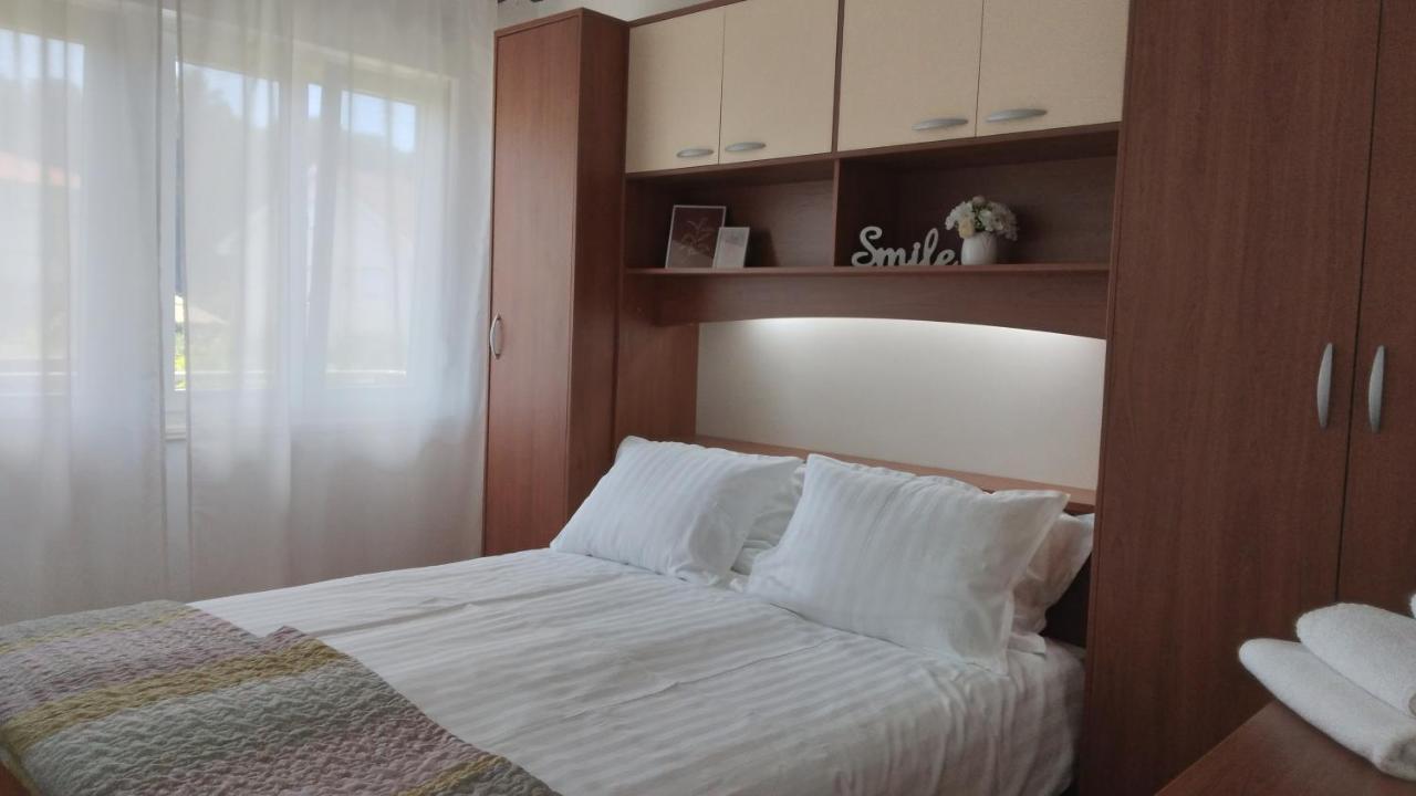 Antemma Apartment Pula Buitenkant foto