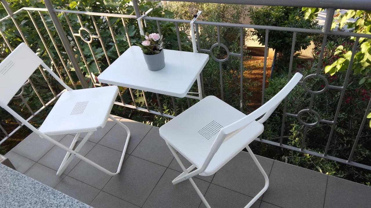 Antemma Apartment Pula Buitenkant foto